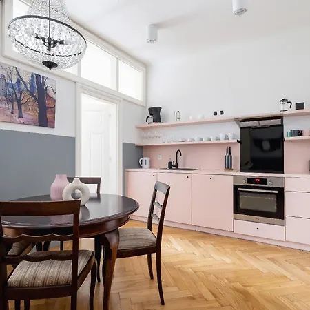Apartament 2 Bedroom Sw Jana - Main Square